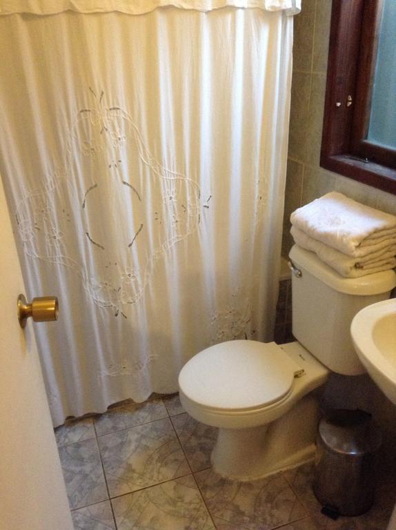 Hostal Monica Pucon Room photo